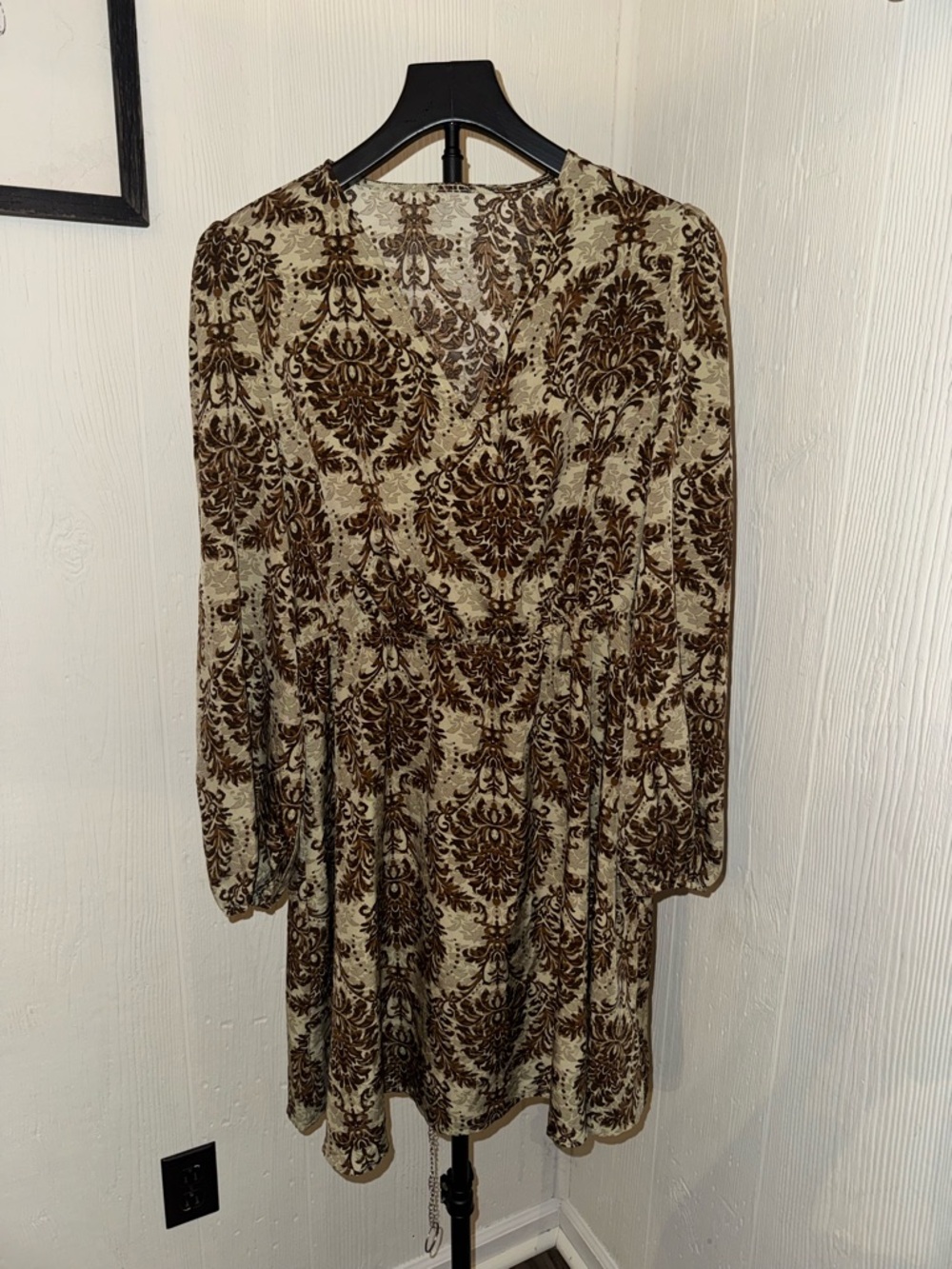 CUPSHE Women's VNeck Long Sleeve Floral Print Mini A Line Short Dress - Picture 2 of 5